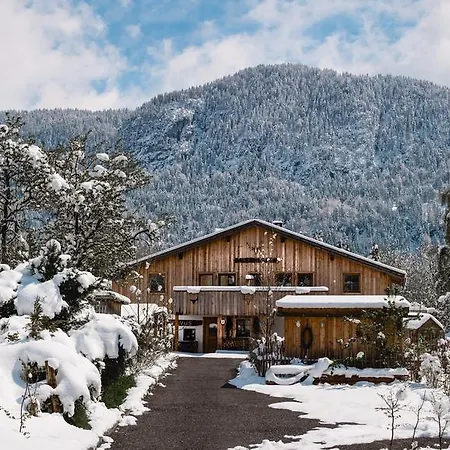 Bauernlodge Alpin Apartmán *